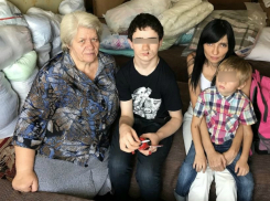 Ростовчанка подарила больному ДЦП погорельцу свою путевку в лечебный центр
