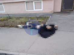 В Батайске 23-летний парень разбился насмерть, выпав из окна многоэтажки 