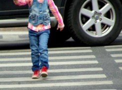 Молодой автолюбитель покалечил 9-летнего мальчика и 7-летнюю девочку на «зебре» в Ростовской области