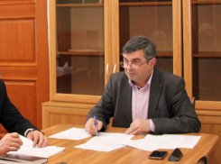 Депутат гордумы Ростова, пенсионер и подполковник зарабатывает в месяц 60 тысяч рублей