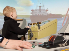 Замминистра обороны РФ Криворучко исполнил мечту семилетнего мальчика из Таганрога