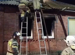 Двое пенсионеров из Батайска погибли ночью в пожаре из-за непотушенной сигареты