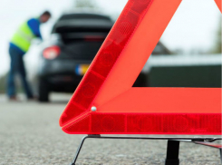 Работницу коммунальной службы сбила иномарка на зебре в Новочеркасске