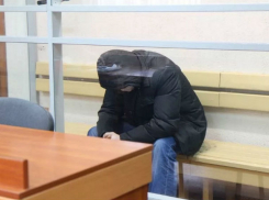 Зарубивший топором двоих приятелей житель Ростовской области получил более 17 лет строгого режима