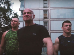 Премьера - «Девяностые», с 18 лет и 18 часов