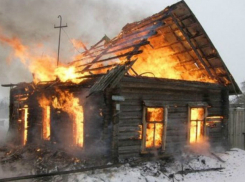 Чудовищные пожары за одну ночь унесли жизни двух мужчин в Ростовской области