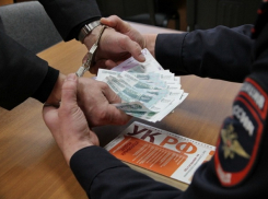 Посредника взятки от наркоторговца силовику в Ростовской области посадили на 5 лет и оштрафовали на 10 миллионов