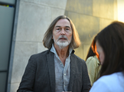 Известный художник Никас Сафронов побывал на открытии центра современной культуры «Степь» в Ростове