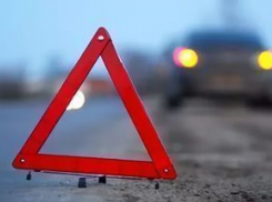 Пожилой водитель протаранил пассажирский автобус и иномарку в Ростове 