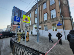 Более 70 школ в Ростове эвакуировали из-за сообщений о минировании 15 февраля