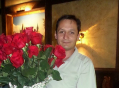 Молодой мужчина загадочно пропал, выйдя из сломавшегося на трассе автобуса в Ростовской области