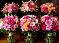 Стало известно, насколько подорожают цветы к 1 сентября в Ростове