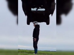 Ростовский каскадер Евгений Чеботарев выполнил новый смертельный трюк