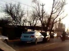 Лобовое ДТП на улице Нансена в Ростове попало на видео