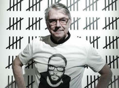 В берлинском театре установили селфи-будку в знак поддержки режиссера Серебренникова из Ростова