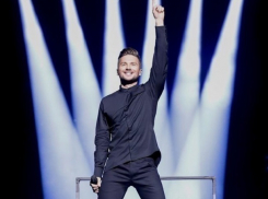 Ростовчанин попросил Путина присвоить певцу Сергею Лазареву звание заслуженного