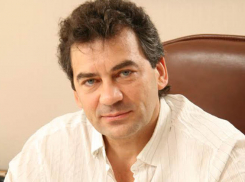 Владельца стеклотарного завода в Ростовской области объявили в международный розыск