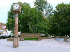 Покровский сквер в Ростове снова останется без часов