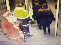 Минимум 5 жителей Ростова-на-Дону в новогодних костюмах бесплатно слетали в различные города России