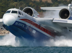 Испытательные полеты новейшего самолета-амфибии из Таганрога завершены, - министр МЧС