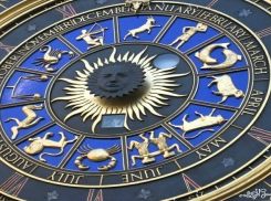 Гороскоп: Всем знакам стоит посвятить сегодняшний день работе либо хобби