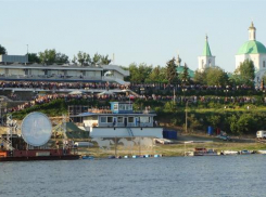 «Шолоховская весна» собрала тысячи гостей в станице Вешенской