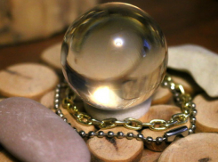 Пенсионерка из Красного Сулина заплатила больше миллиона рублей за снятие порчи и сглаза