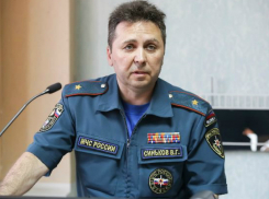 Глава донского управления МЧС Валерий Синьков покидает свой пост и уходит на повышение