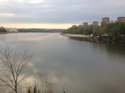 Купание в водоеме на ростовском пляже «Дружба» может быть запрещено 