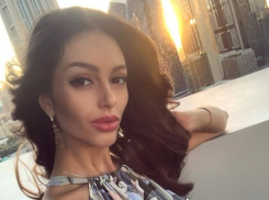 Подписчики потребовали, чтобы экс-жена короля Малайзии Оксана Воеводина больше молилась