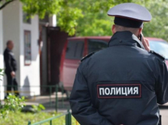В Ростовской области арестовали мужчину, угрожавшего полицейскому топором