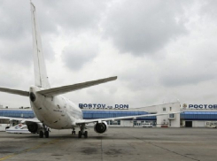 В Ростове из-за плохого самочувствия пассажирки совершил экстренную посадку самолет