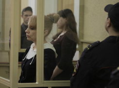 Старшая из «банды амазонок» плакала на суде, вспоминая о смерти мужа в Ростовской области и собственном аресте