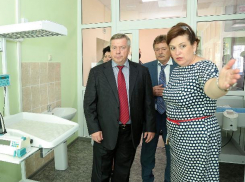 Губернатор Ростовской области заявил, что силовики мешают властям работать