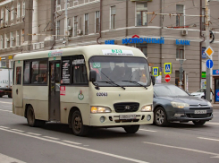 Власти Ростова пообещали решить проблему с автобусами №25