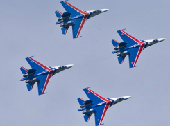 «Русские Витязи» покажут неповторимые трюки в небе над Ростовом в ближайшие выходные