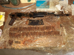 Автомат, винтовку и патроны нашли у жителя Ростова-на-Дону