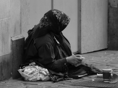 В Ростовской области пенсионерка заставляла своих внуков попрошайничать