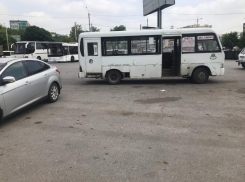 На двух маршрутах из Ростова в МЕГУ оставят старые маршрутки без кондиционеров