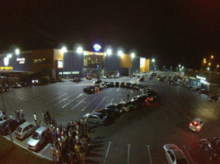 Полицейские наказали уличных гонщиков за впечатляющую «вопросительную» акцию в Ростове