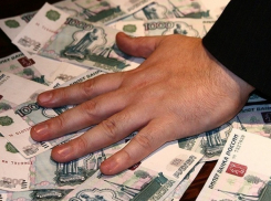 Губернатор Ростовской области выделил 1,7 млн. рублей на детские площадки и ограждение школьной территории