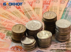 Размер социальных выплат перерасчитали на Дону