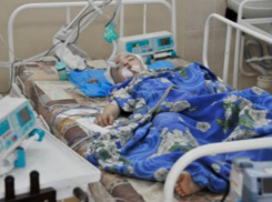 В Новочеркасске ребенок выпил шампунь и впал в кому 