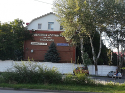 В Аксае мужчина застрелил двух человек в бассейне и покончил с собой