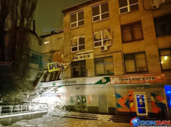 Четырехэтажное здание рухнуло в Новочеркасске