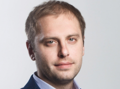 Генеральный директор кинотеатра «Юбилейный» Евгений Древаль представляет интересы жителей Первомайского района в городуме