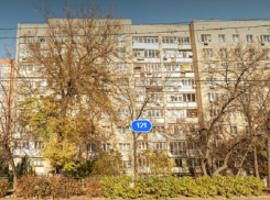 Ростовчане пожаловались на зловонные потоки из-за давней проблемы с канализацией