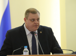 Министр строительства Ростовской области стал жертвой кибермошенников