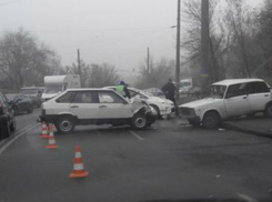 Утренние ДТП вынудили ростовских водителей оказаться в «пробочном коллапсе»