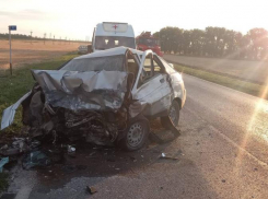 Три человека погибли в массовом ДТП в Ростовской области 23 июля